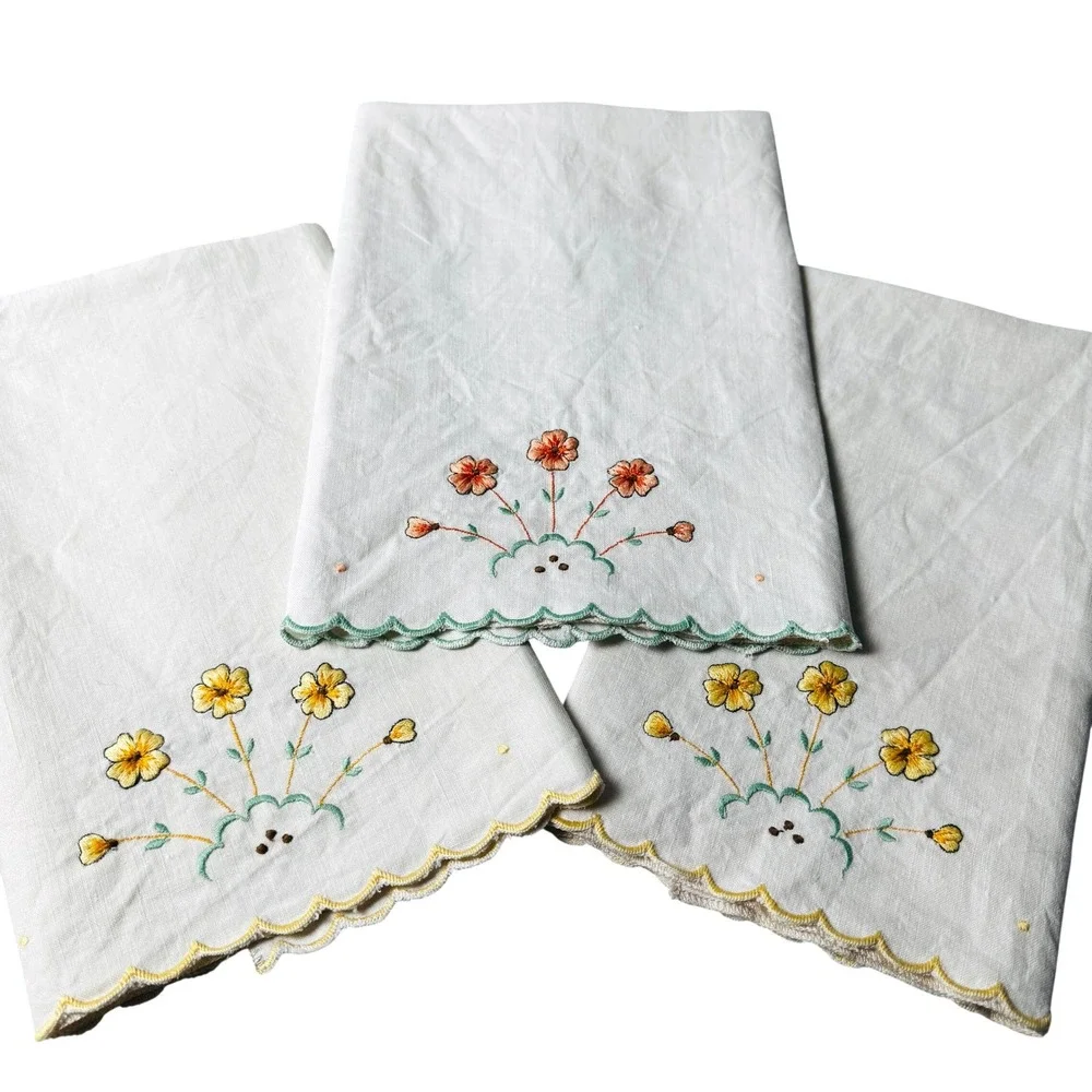 Vintage Embroidered Guest Tea Towels Set 3 Floral Scalloped Cotton Cottage Decor